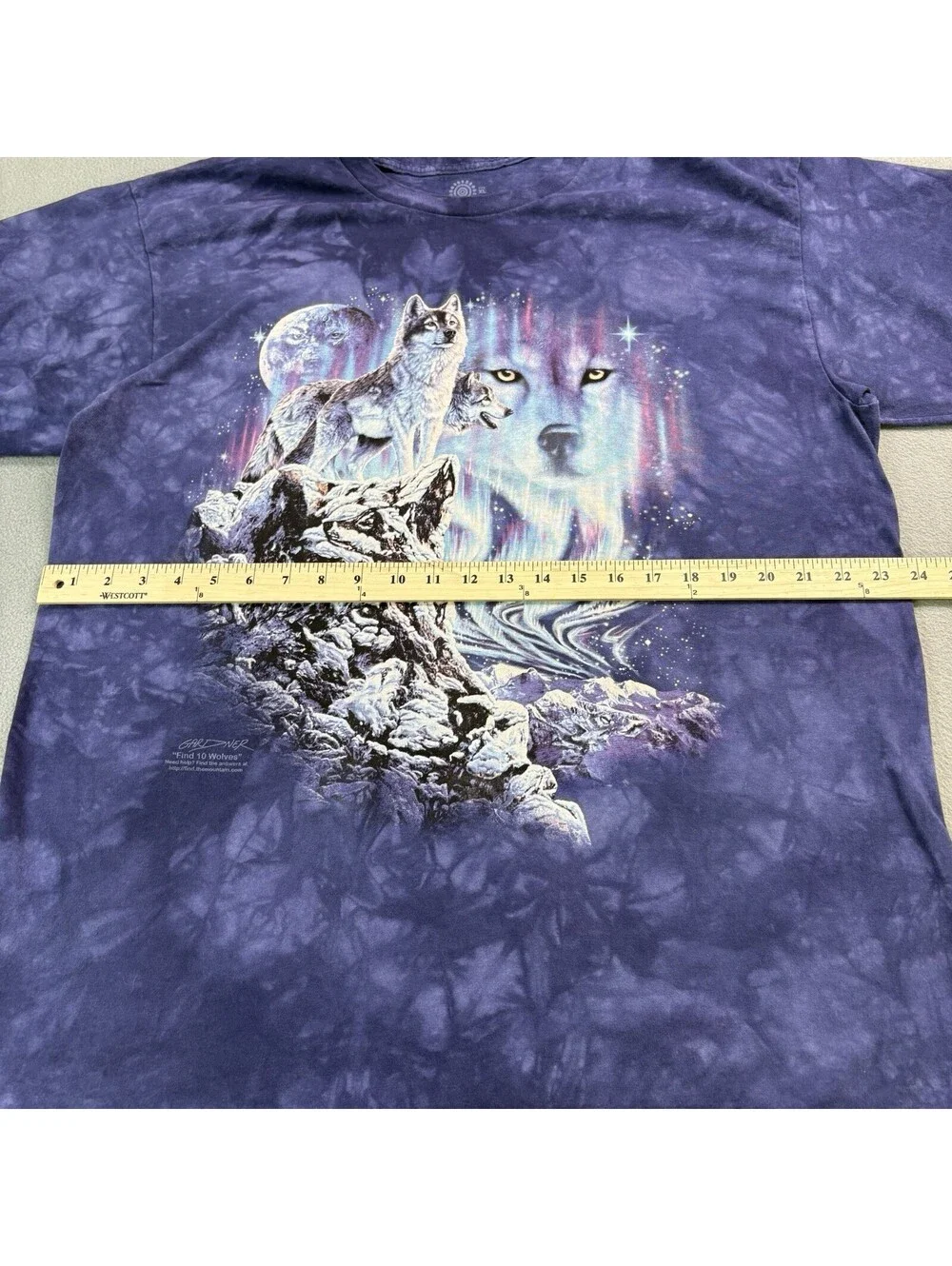 The Mountain Find 10 Wolves Nature T Shirt Size XL Tie Dye Northern Lights
